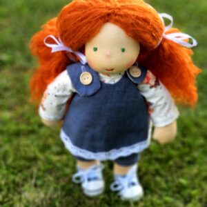 Lutka u Waldorf tehnici od prirodnih materijala